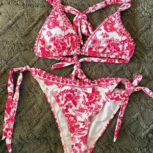 SHEIN Pink Floral Bikini